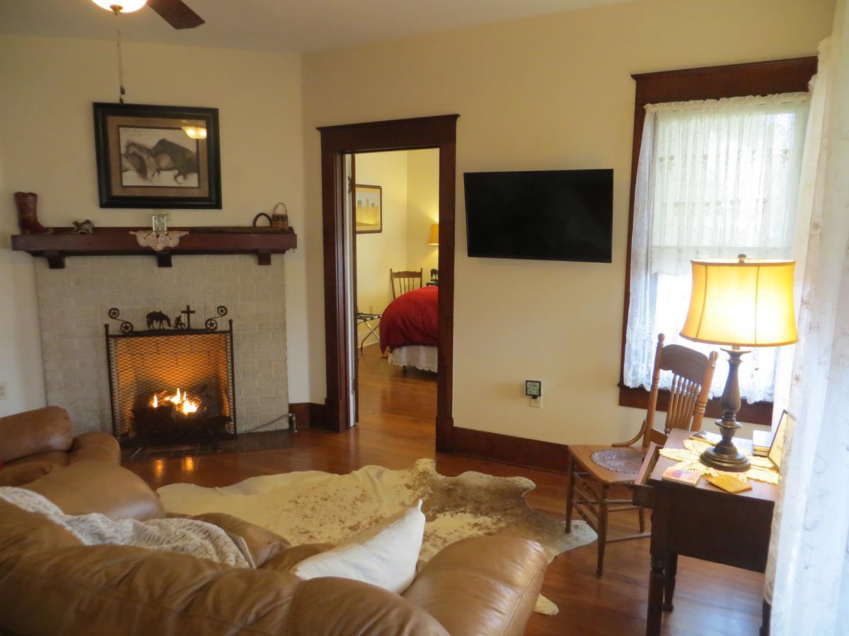 Olle Hotel Flatonia Экстерьер фото