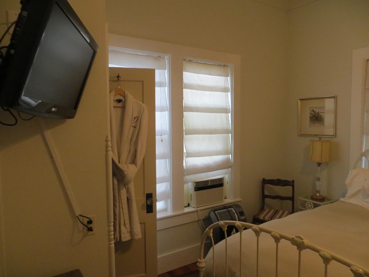 Olle Hotel Flatonia Экстерьер фото